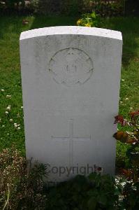 Dozinghem Military Cemetery - Stewart, W